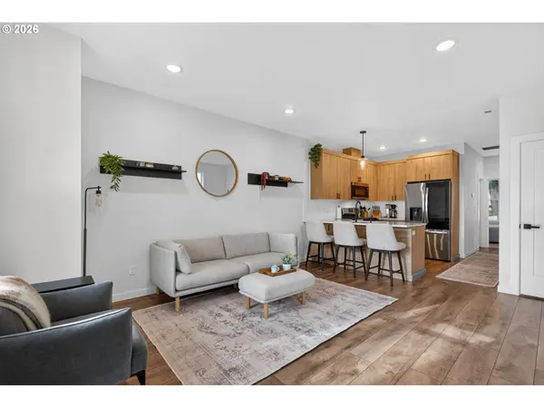 1307 SW CARSON ST, Portland, OR 97219