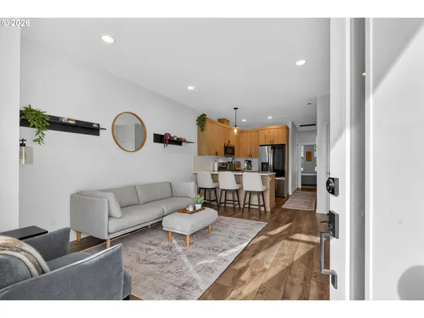 1307 SW CARSON ST, Portland, OR 97219