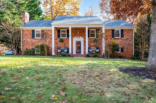 210 Woodbourne DR,  Lynchburg,  VA 24502