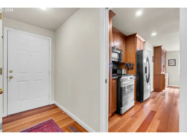 1617 SE 73RD AVE, Hillsboro, OR 97123