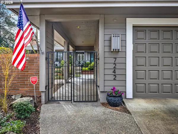 7242 SW LAKE BLUFF CT, Wilsonville, OR 97070