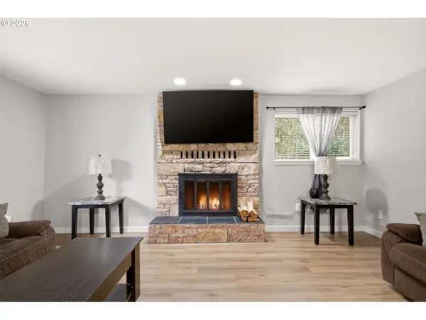 1302 BLOYD ST, Kelso, WA 98626