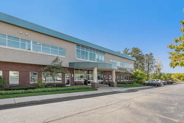 3264 N Evergreen DR NE, Grand Rapids Twp, MI 49525