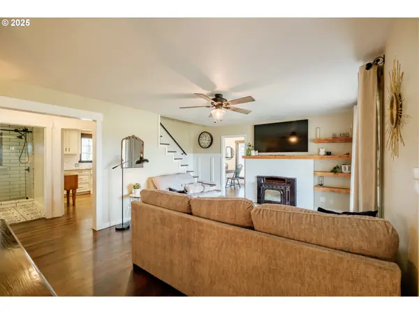 37929 KELLY RD, Scio, OR 97374