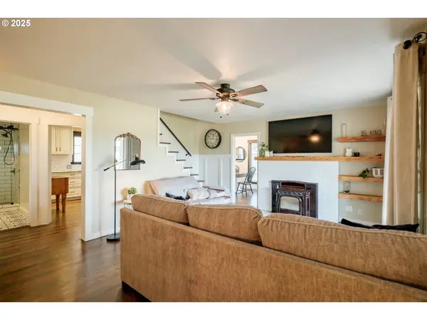 37929 KELLY RD, Scio, OR 97374