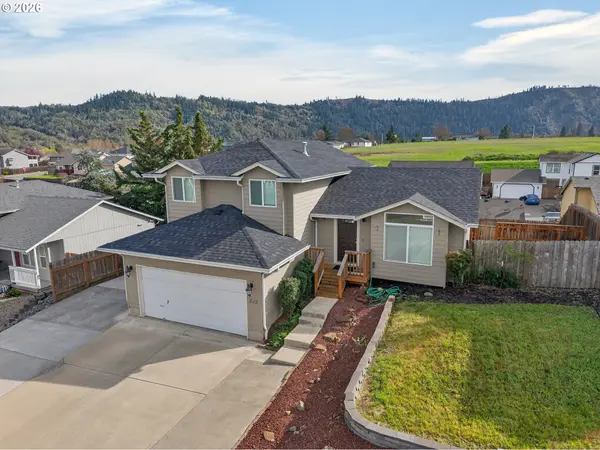 209 NE ROSE RIDGE DR, Winston, OR 97496