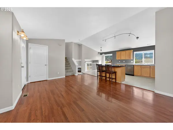 209 NE ROSE RIDGE DR, Winston, OR 97496