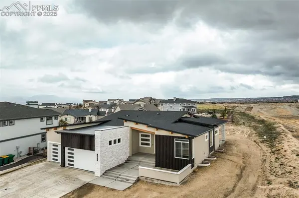 2064 Walnut Creek CT, Colorado Springs, CO 80921