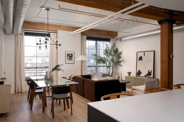 781 King ST W #302, Toronto C01, ON M5V 3L5