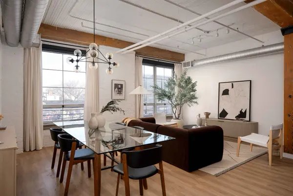 781 King ST W #302, Toronto C01, ON M5V 3L5