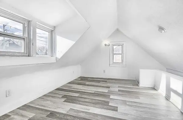 211 Albert ST, Oshawa, ON L1H 4R6