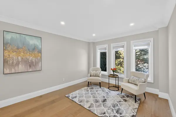 372 Crofters RD, Vaughan, ON L4L 8Y3