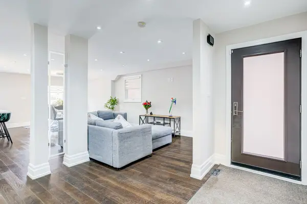 150 Brookmill DR, Vaughan, ON L4J 6M2