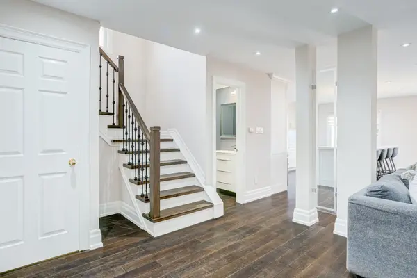 150 Brookmill DR, Vaughan, ON L4J 6M2