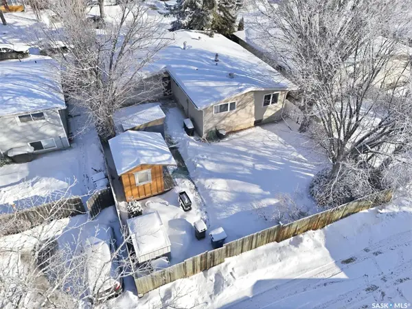 2195 Easthill, Saskatoon, SK S7J 3C8