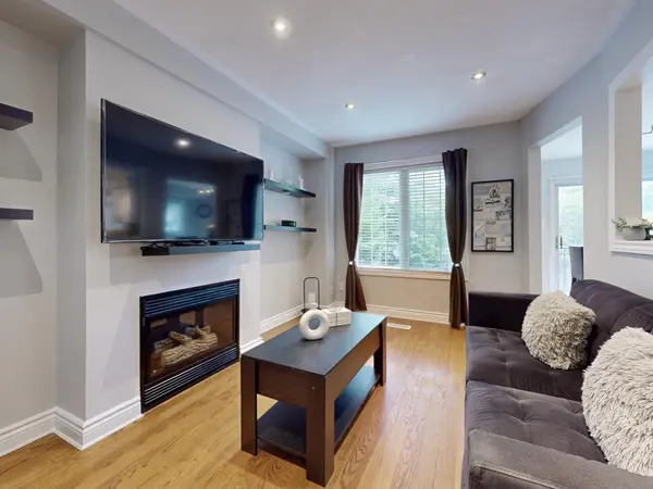 5380 Floral Hill CRES, Mississauga, ON L5V 1V3