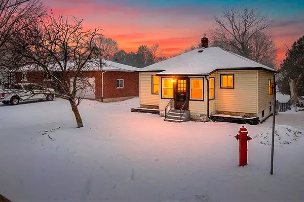 626 13th AVE, Hanover, ON N4N 2X1