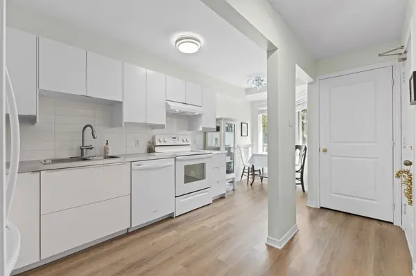 1400 Wildberry CT #35, Orleans - Convent Glen And Area, ON K1C 7K6