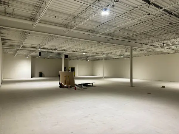 331 King George RD #B, Brantford, ON N3R 5L9