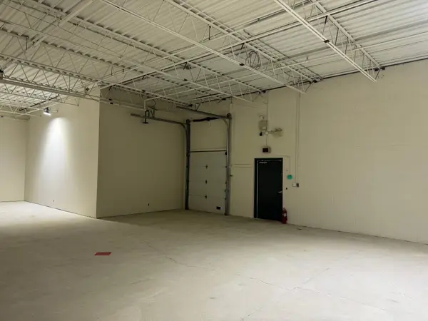 331 King George RD #B, Brantford, ON N3R 5L9