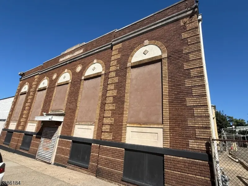 154 Eastern Pkwy, Irvington Twp., NJ 07111