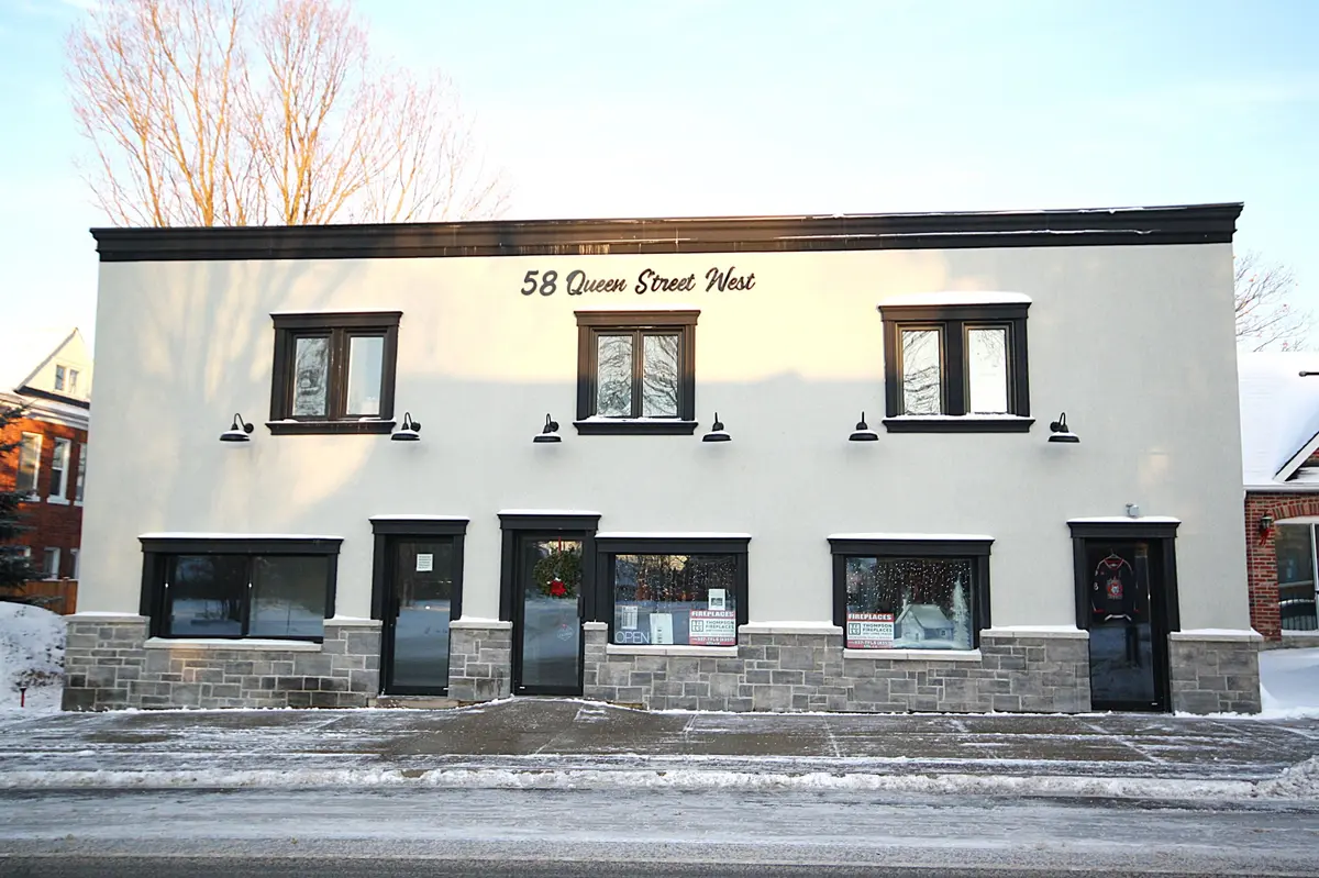 58 Queen ST W #8, Springwater, ON L0L 1P0