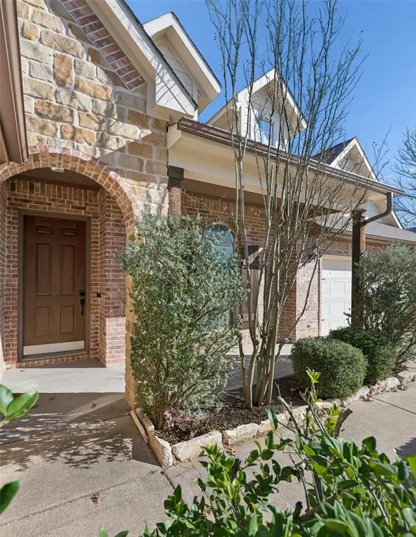 1208 Claire Court, Burleson, TX 76028