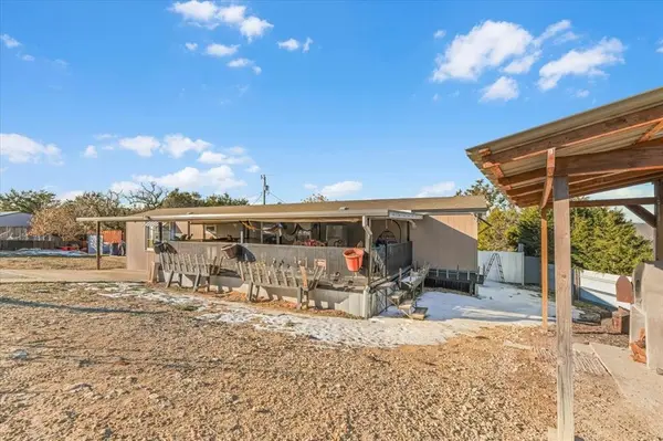 4824 Red Oak Trail, Weatherford, TX 76087