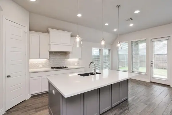 1427 Daisy Corner Drive, Celina, TX 75078