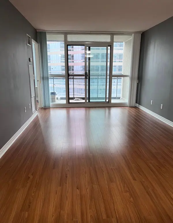 18 Parkview AVE #1615, Toronto C14, ON M2N 7H7