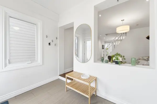 670 Rhodes AVE, Toronto E01, ON M4J 4X6