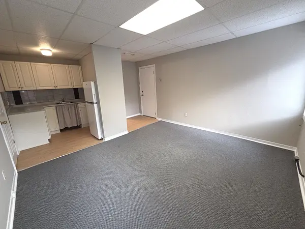 58 Queen ST W #8, Springwater, ON L0L 1P0