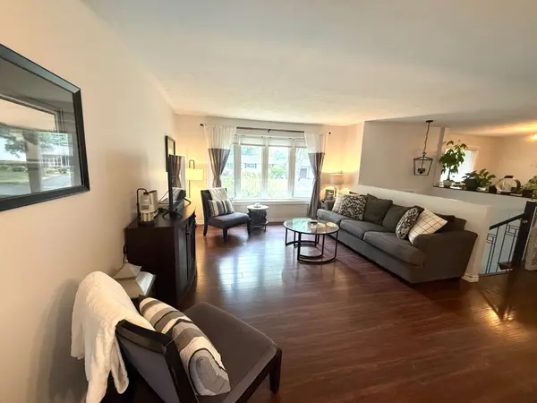 47 Meighen CRES, Brockville, ON K6V 3J8