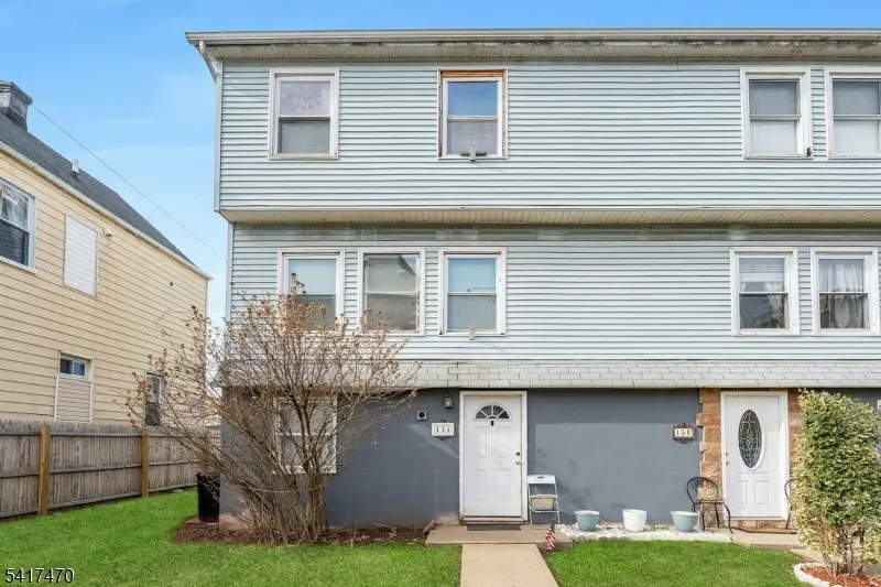 13-23 Allen St, Passaic City, NJ 07055