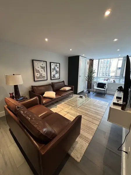 80 Cumberland ST #301, Toronto C02, ON M5R 3V1