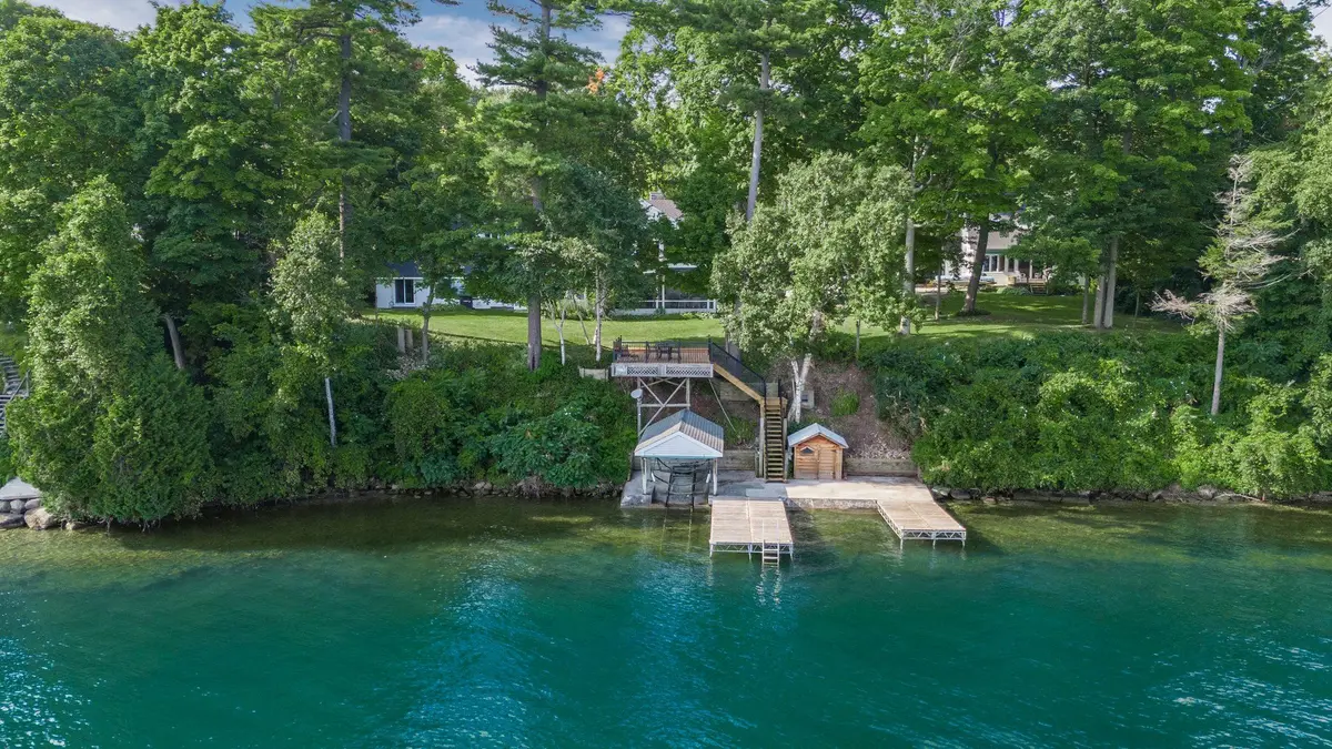 209 Bay ST, Oro-medonte, ON L0L 2L0