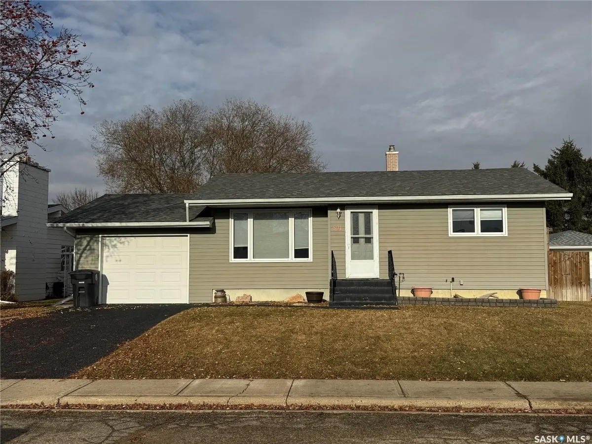 501 7th AVENUE W, Biggar, SK S0K 0M0