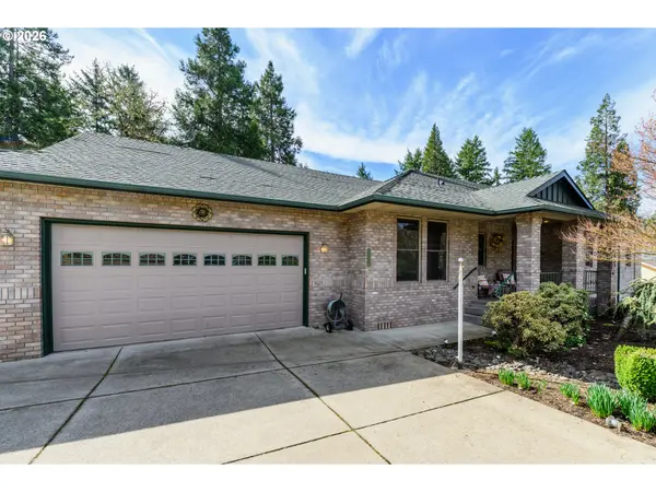 48482 E MEADOW WAY, Oakridge, OR 97463
