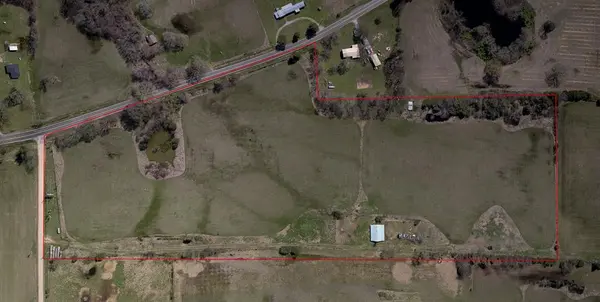 267 County Road 2150, Telephone, TX 75446