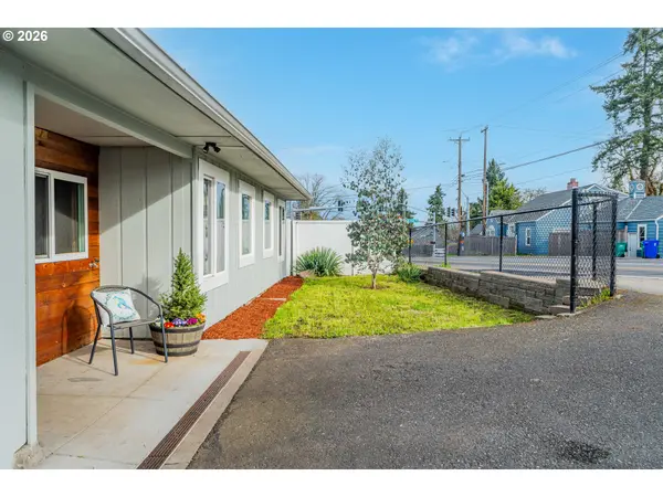 12905 SE OATFIELD RD, Milwaukie, OR 97222