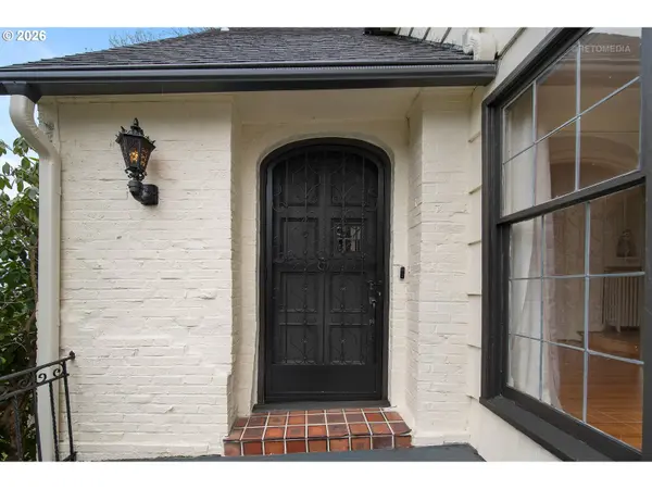 2966 NW CORNELL RD, Portland, OR 97210