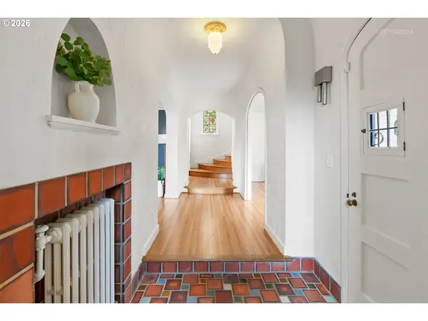 2966 NW CORNELL RD, Portland, OR 97210