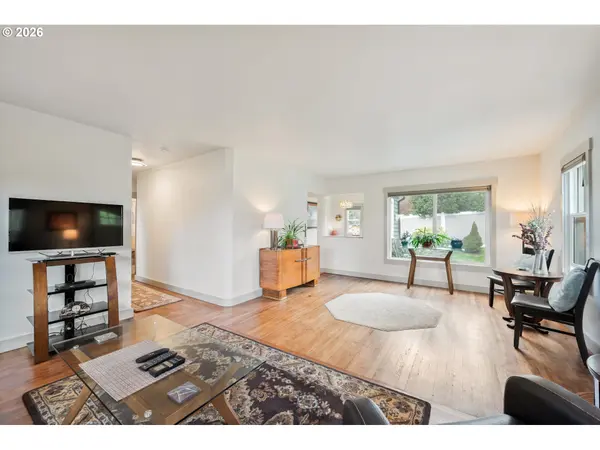 3515 COLUMBIA HEIGHTS RD, Longview, WA 98632