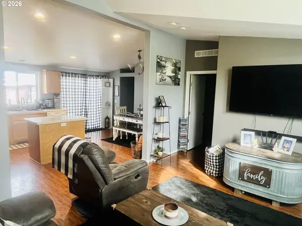 3097 SW RIVER VIEW DR, Pendleton, OR 97801