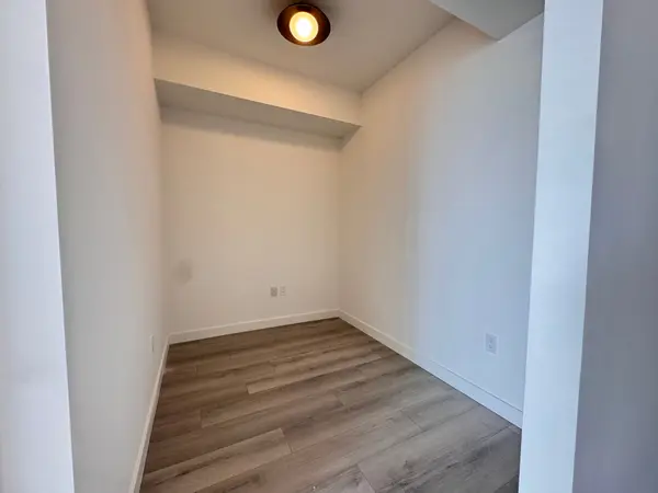 1635 MILITARY TRL #807, Toronto E10, ON M1C 1B2