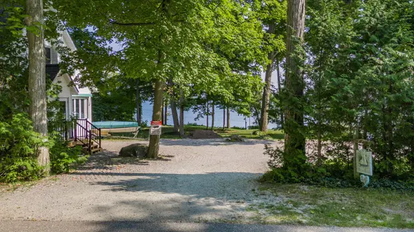 209 Bay ST, Oro-medonte, ON L0L 2L0