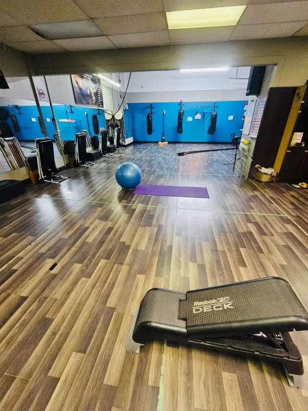 18 Cundles RD E #1B, Barrie, ON L4M 2Z5