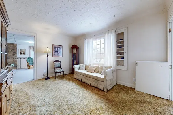 43 Cobblehill RD, Halton Hills, ON L7J 1P1