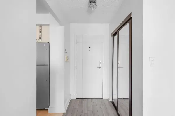 2267 Lake Shore BLVD W #526, Toronto W06, ON M8V 3X2