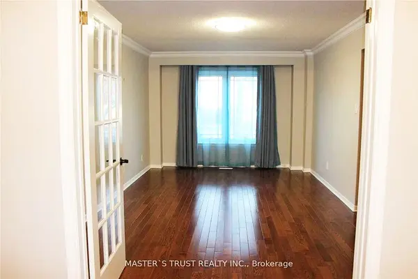 2253 Constance DR, Oakville, ON L6J 5L8